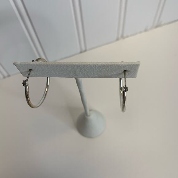 Silver Hoop Earrings Latch Backs 1 1/8" - Picture 1 of 3